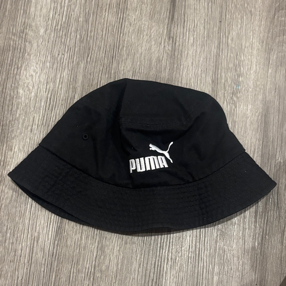 Puma Unisex Classic Black Bucket Hat